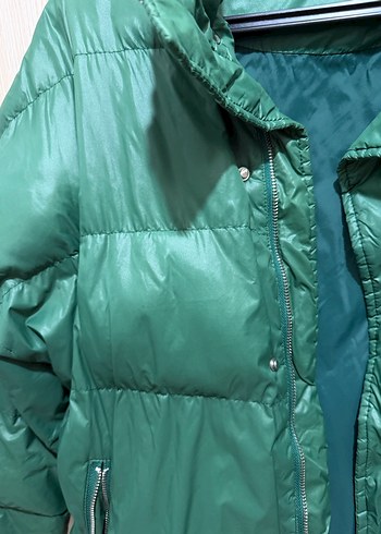 Yeşil Parlak Kadın Kışlık Mont - Görsel 3