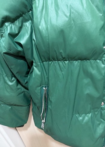 Yeşil Parlak Kadın Kışlık Mont - Görsel 4