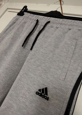 Gri Adidas erkek rahat kesim S beden eşofman altı - Görsel 7