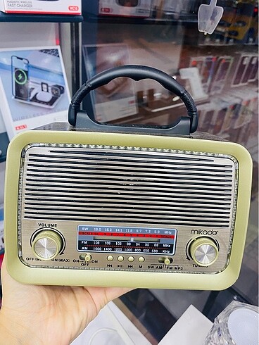 Nostaljik radyo ve Bluetooth müzik kutusu