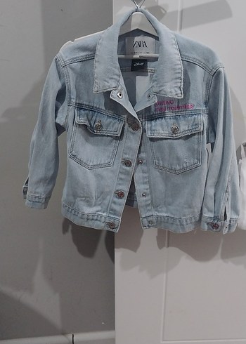 zara 4 Yaş