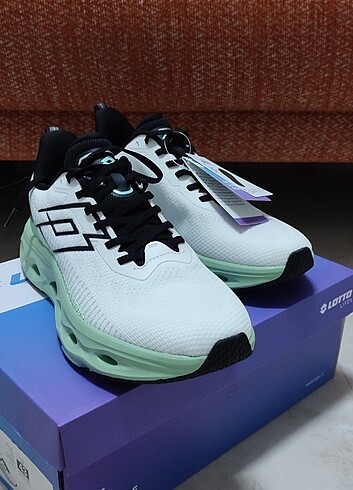 Sıfır etiketli Faturalı orijinal Lotto - Görsel 4