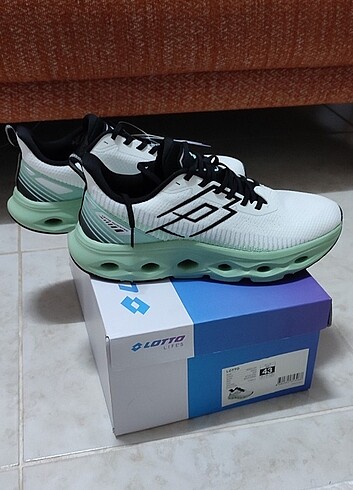 Sıfır etiketli Faturalı orijinal Lotto - Görsel 5