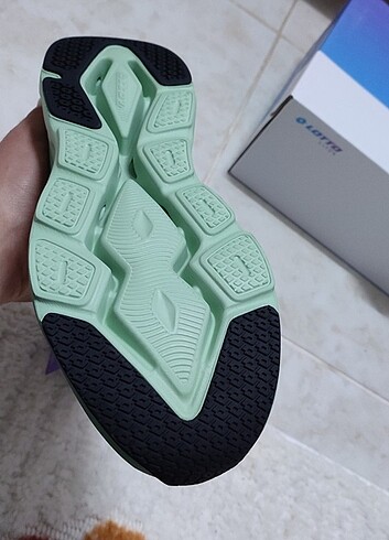 Sıfır etiketli Faturalı orijinal Lotto - Görsel 8