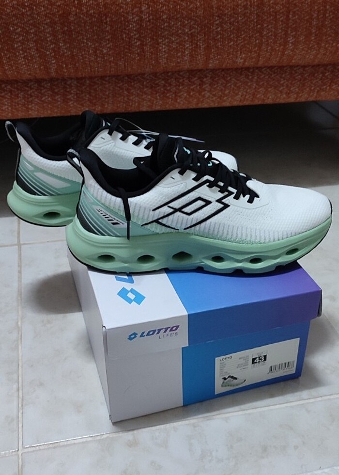 Sıfır etiketli Faturalı orijinal Lotto - Görsel 5