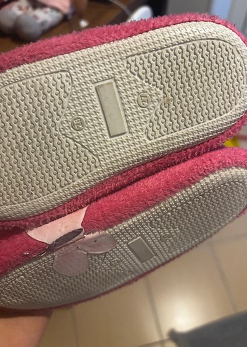 Nakışlı Pembe Kız Çocuk Ev Terliği - Görsel 3