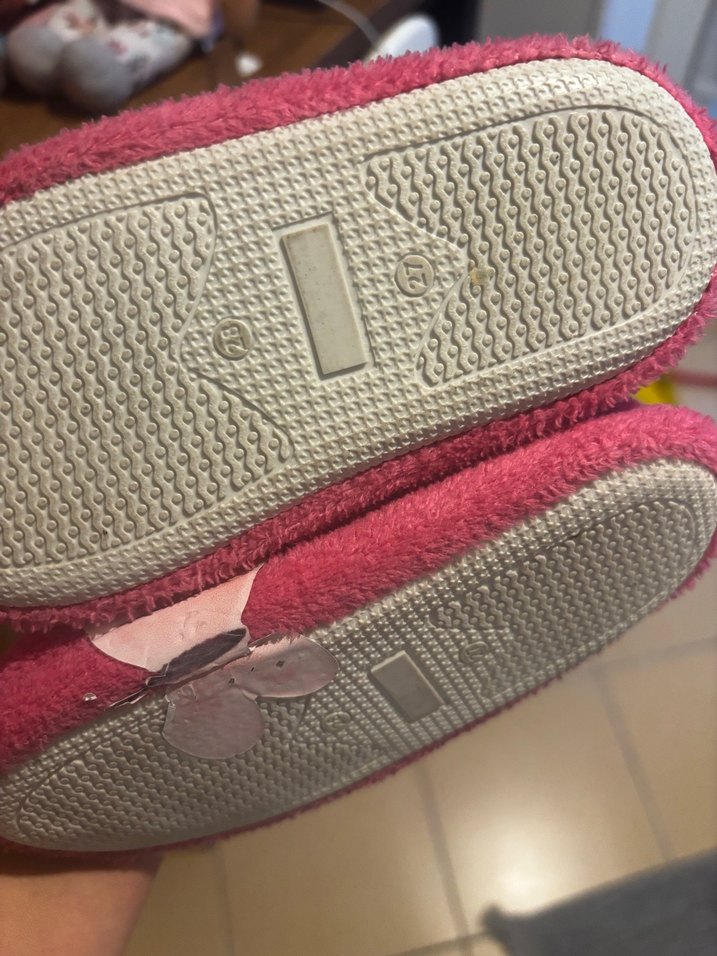 Nakışlı Pembe Kız Çocuk Ev Terliği - Görsel 3