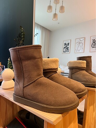 38 Beden kahverengi Renk Tüylü Ugg Tarzı bot