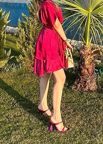 Diğer Pembe Fırfırlı Mini Elbise