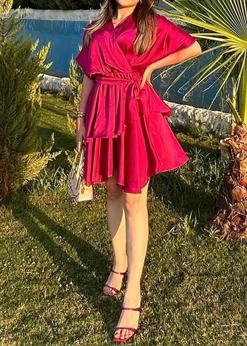 Pembe Fırfırlı Mini Elbise