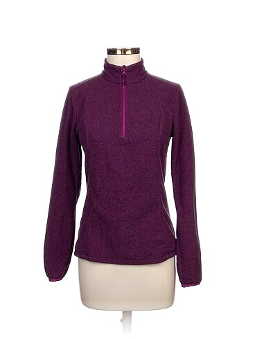 Decathlon Bluz %70 İndirimli.