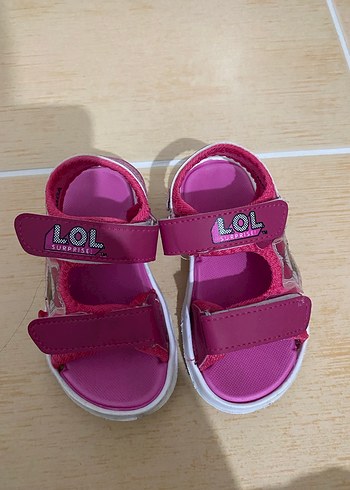 Kız Çocuk Pembe LOL Bantlı Sandalet