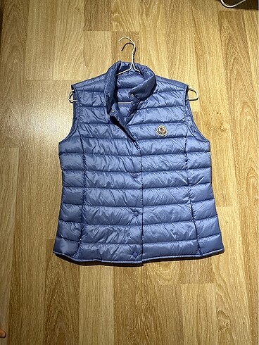 Moncler yelek