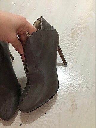 Nine west bootie