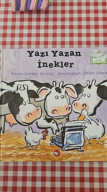 Yazı Yazan İnekler