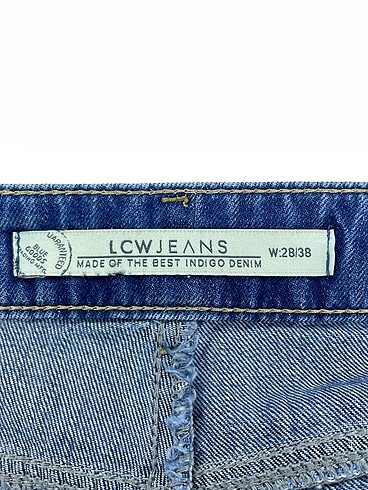 28 Beden çeşitli Renk LC Waikiki Jean / Kot %70 İndirimli.
