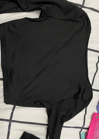 Siyah V Yaka Uzun Kollu Kadın Bluz - Görsel 2
