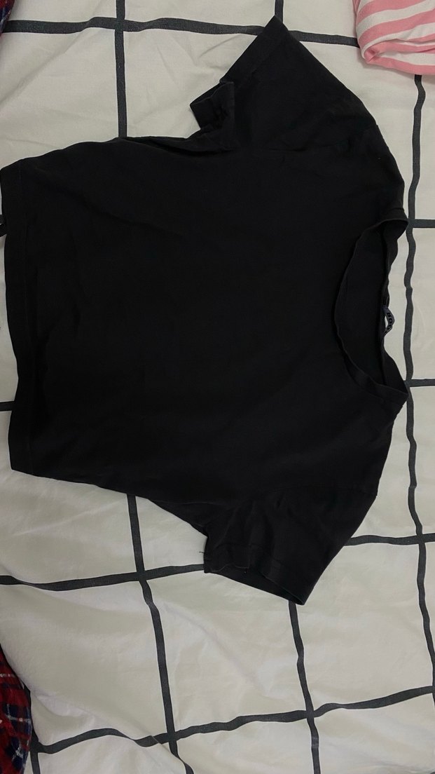 Siyah Kısa Kollu Crop Top - Görsel 3