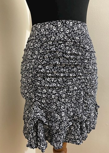 Fırfırlı Çiçekli Etek - Görsel 3