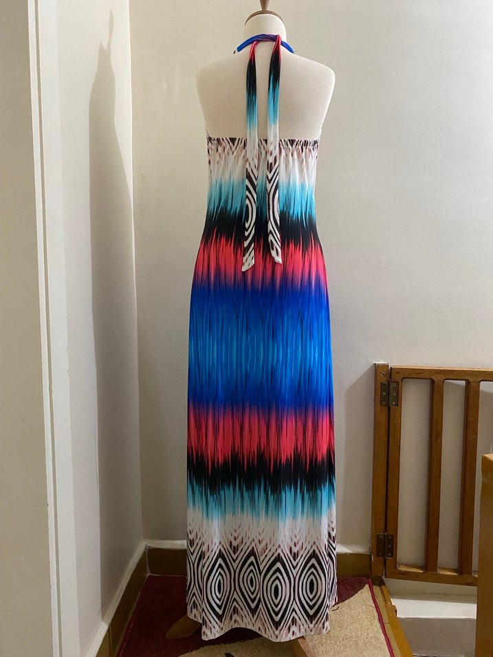 Boncuk Detaylı Renkli Uzun Straplez Elbise - Görsel 2