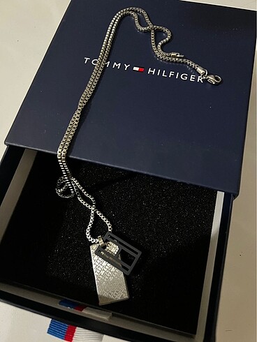 Tommy hilfiger erkek kolye