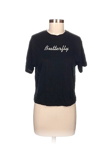 Diğer T-shirt %70 İndirimli.