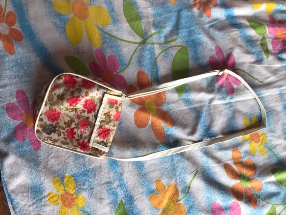 Çiçekli Küçük Çanta - Görsel 2