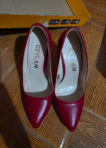 Kırmızı Stiletto Topuklu Kadın Ayakkabı - Görsel 3