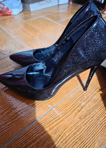 Siyah Parlak Kadın Stiletto - Görsel 4