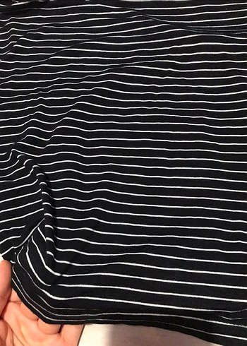 Çizgili Siyah Tişört - Görsel 4
