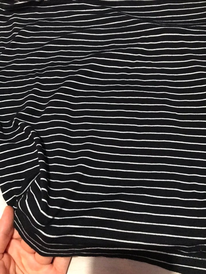 Çizgili Siyah Tişört - Görsel 4