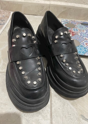 Bershka Tokalı Siyah Deri Platform Topuklu Loafer