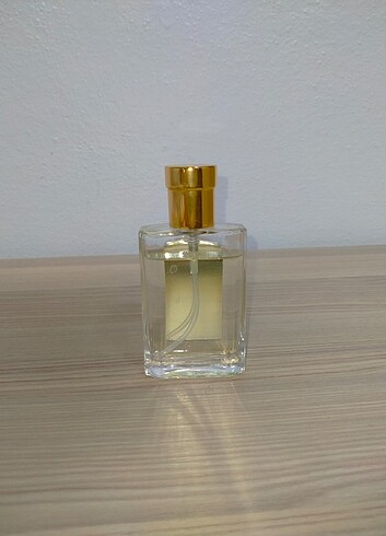  Beden Renk Loris parfüm