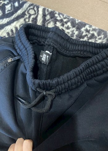 Erkek Siyah Fermuarlı Rahat Eşofman - Görsel 3