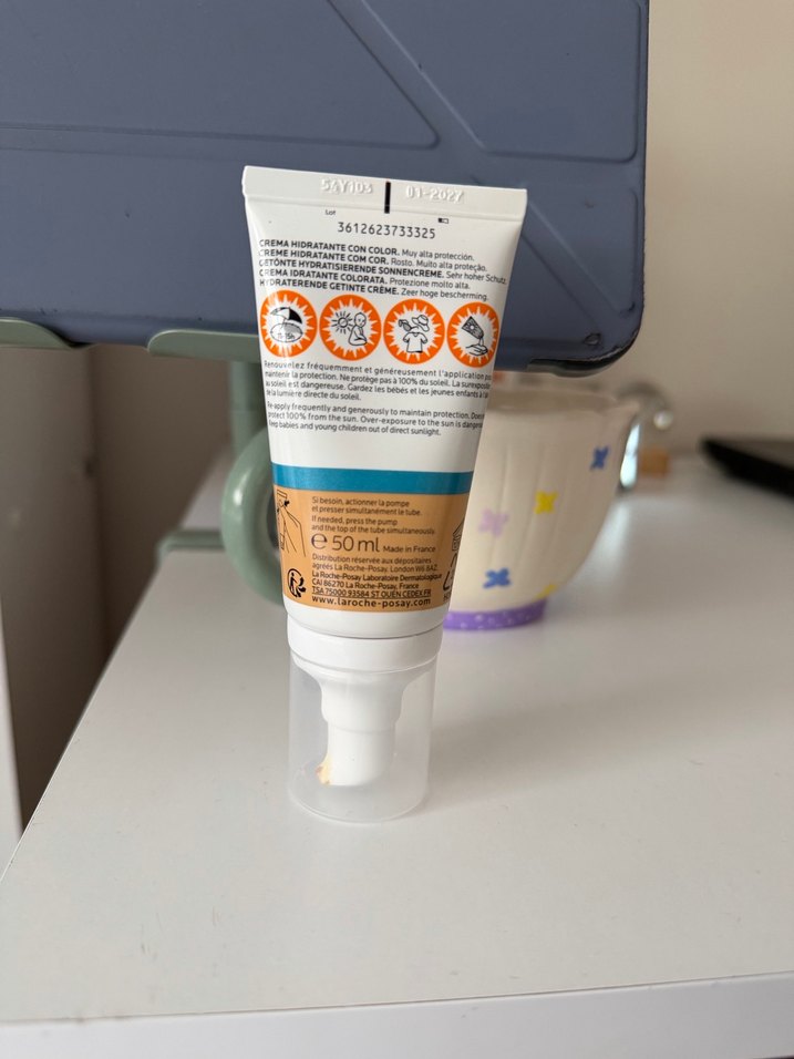 La Roche-Posay Anthelios UV Krem SPF 50+ - Görsel 2