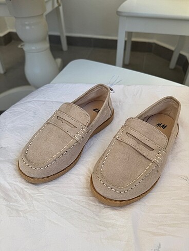 Zara çocuk makosen bej süet