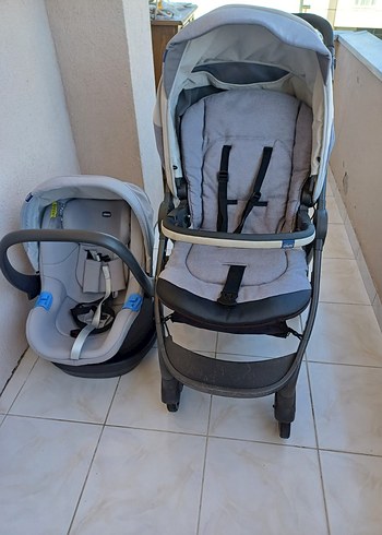 Chicco Gri Bebek Arabası ve Oto Koltuğu Seti