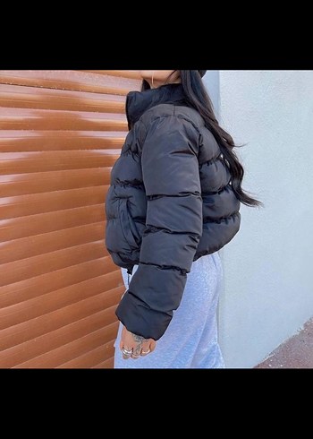 Siyah Kadın Kışlık Mont - Görsel 2