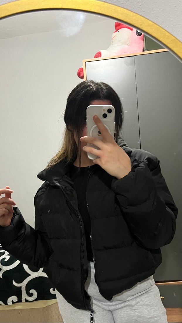 Siyah Kadın Kışlık Mont - Görsel 3