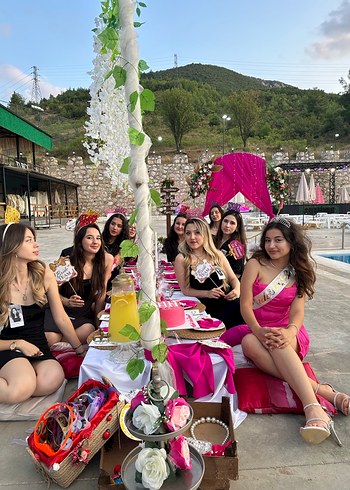 Pembe bride to be elbisesi - Görsel 3