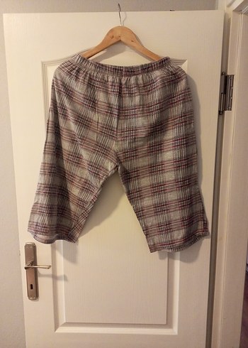 Kadın Gri Kemerli Bermuda Şort - Görsel 2