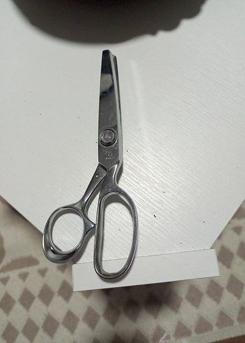 Gri Tıraş ve Düzgün Kenar Makası - Görsel 3