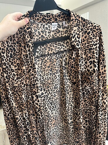 38 Beden Leopar gömlek