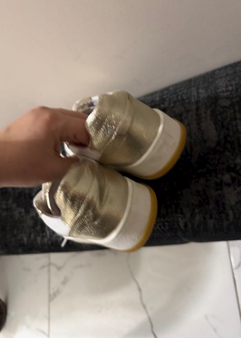 Altın Parlak Kadın nine west  Spor Ayakkabı - Görsel 3