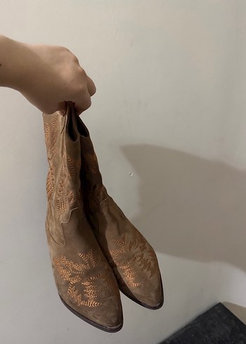 Pelinin Ayakkabıları 39