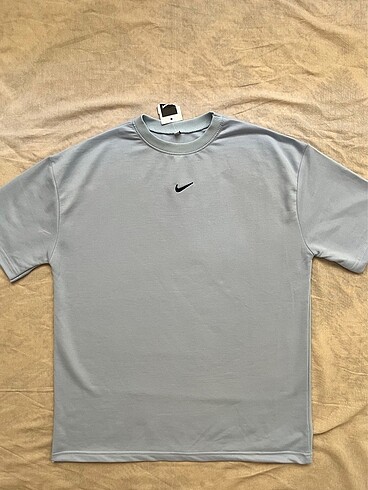 Açık mavi Nike tişört