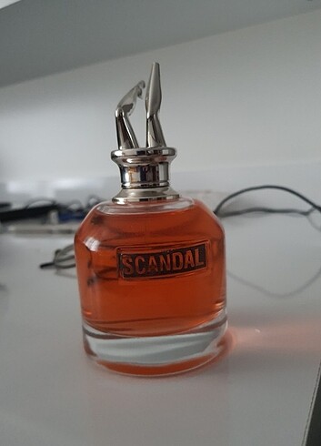Scandal parfüm