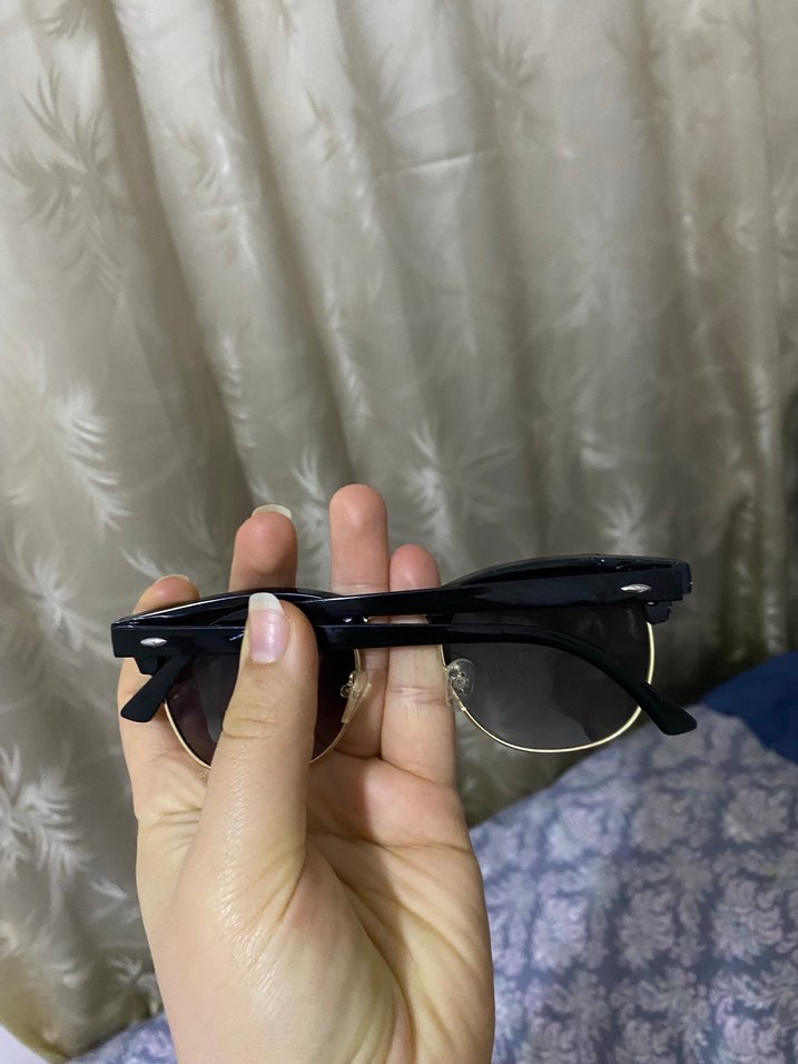 Parlak Siyah Kadın Güneş Gözlüğü - Görsel 3