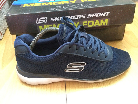 Skechers lacivert spor ayakkabı 