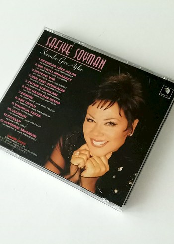 Safiye Soyman - Sevenler Gece Ağlar CD